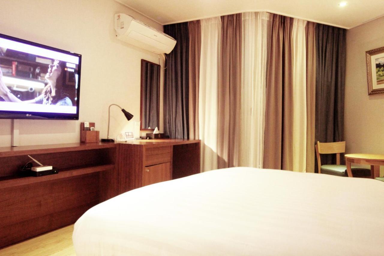Benikea Starhills Hotel Buan Exterior photo